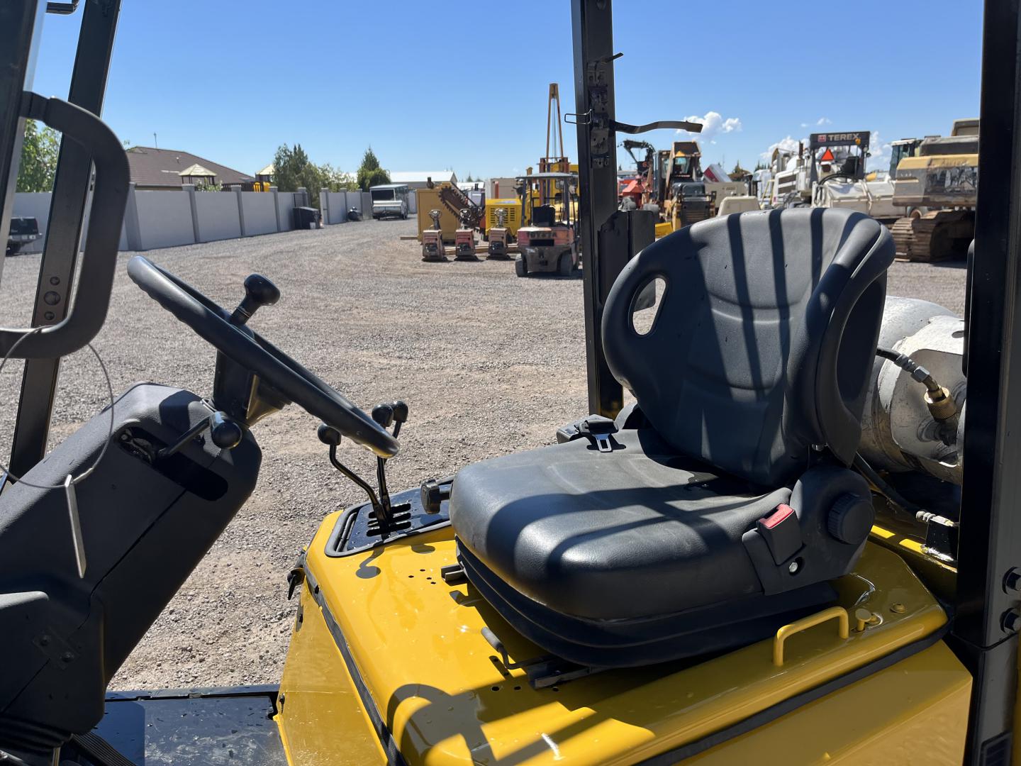 ./imagenes/INVOICE/2019/16967/MONTACARGAS A GAS  YALE GLPO060T (10).JPG